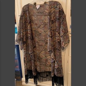 Large Lularoe “Monroe” Kimono